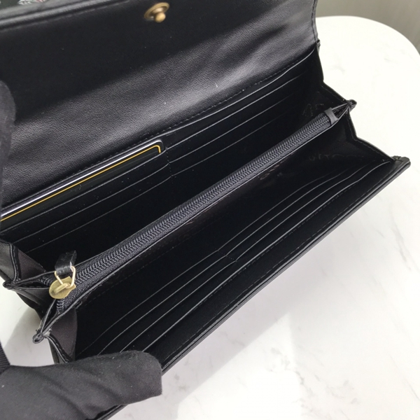 グッチ財布コピー全体デザイン